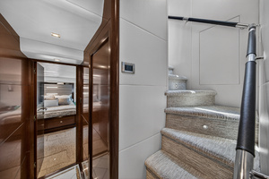 70FT (21.34M) OCEAN ALEXANDER