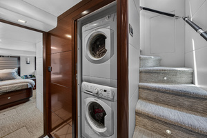 2021 Ocean Alexander 70E thumbnail 86