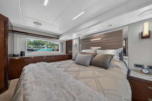 70FT (21.34M) OCEAN ALEXANDER