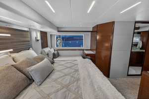 70FT (21.34M) OCEAN ALEXANDER