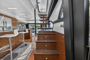 70FT (21.34M) OCEAN ALEXANDER