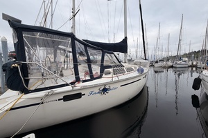 Final Frontier 37ft Hunter Yacht For Sale