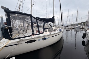 1990 Hunter 37.5 thumbnail 1