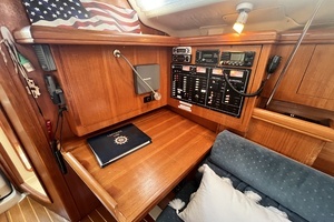 2003 Hunter 386 thumbnail 9