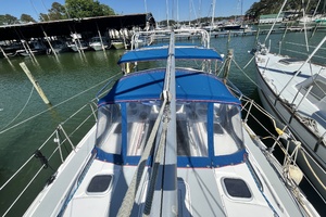 Kalena 38ft Hunter Yacht For Sale