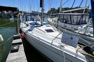 Kalena 38ft Hunter Yacht For Sale