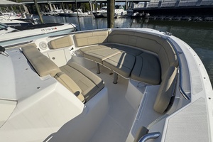 32ft Pursuit Yacht For Sale