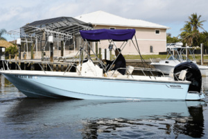 19ft Boston Whaler Yacht For Sale