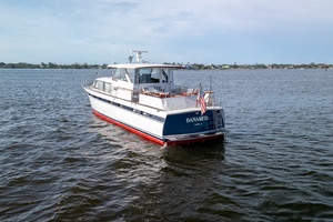 DANAMITE 58ft Chris Craft Yacht For Sale