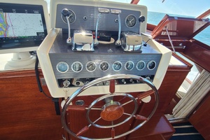 Photo 6163858 for 1965 Chris-Craft Roamer 58 DANAMITE 