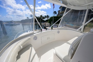 2003 Cabo 48 Flybridge thumbnail 28