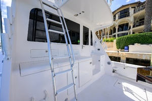 2003 Cabo 48 Flybridge thumbnail 32