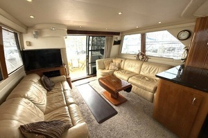 2005 Carver 46 Voyager thumbnail 47