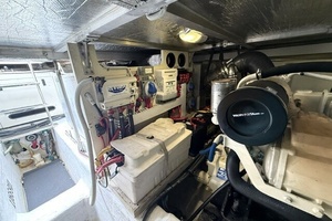 2005 Carver 46 Voyager thumbnail 84