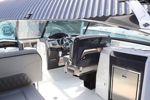 29ft Monterey Yacht For Sale
