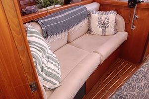 Nancy Marie 45ft Hunter Yacht For Sale