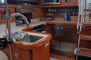 Nancy Marie 45ft Hunter Yacht For Sale