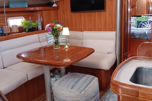 Nancy Marie 45ft Hunter Yacht For Sale