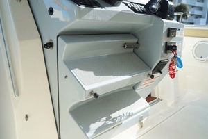34ft Pursuit Yacht For Sale