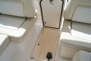 29ft Regal Yacht For Sale