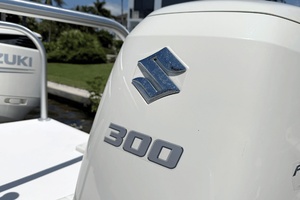 33ft Prowler Yacht For Sale