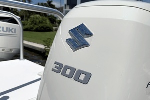 2015 Prowler 31CC thumbnail 7