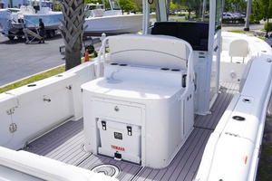 Photo 6080324 for 2025 Sea Hunt Ultra 305SE  