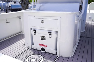 Photo 6080326 for 2025 Sea Hunt Ultra 305SE  