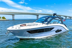 2022 Sea Ray 370 OB 