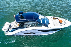 2022 Sea Ray 370 OB 