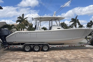 2023 Cobia 320CC thumbnail 3