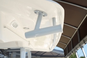 2023 Cobia 320CC thumbnail 18