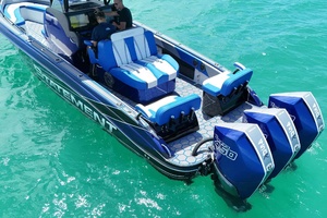 37ft Statement Yacht For Sale