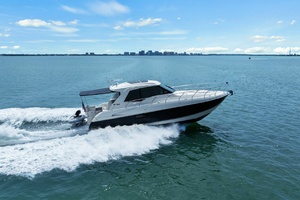 2014 Cruisers Yachts 48 Cantius thumbnail 61