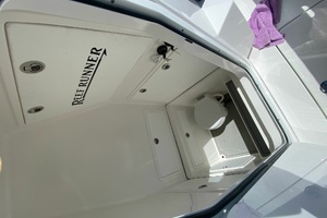 28ft Reef Runner Yacht For Sale