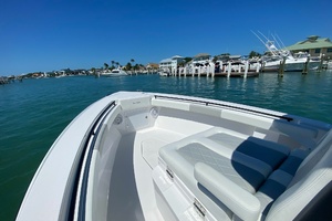 28ft Reef Runner Yacht For Sale
