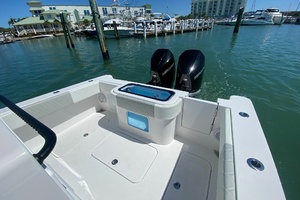 28ft Reef Runner Yacht For Sale