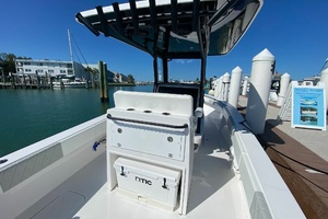 28ft Reef Runner Yacht For Sale
