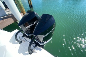 28ft Reef Runner Yacht For Sale