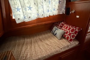 The Queen 34ft Marine Trader Yacht For Sale