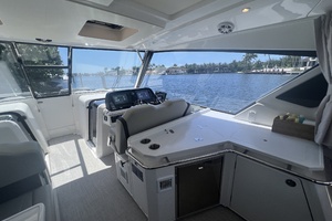 36FT (10.97M) AQUILA