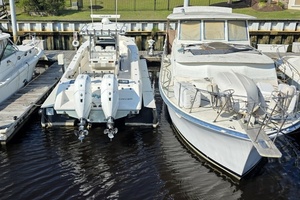 32FT (9.93M) SOLACE yacht for sale