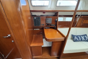 Carpe Ventum 42ft Beneteau Yacht For Sale