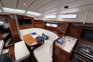Carpe Ventum 42ft Beneteau Yacht For Sale
