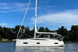Wave Dancer 38ft Bavaria Yacht For Sale
