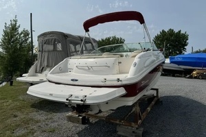 2004 Chaparral 235 SSi thumbnail 6