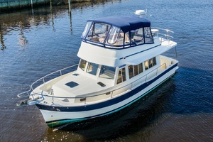 2009 Mainship Expedition 40 thumbnail 6