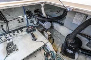 2009 Mainship Expedition 40 thumbnail 26