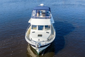 2009 Mainship Expedition 40 thumbnail 8