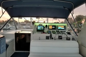 1989 Chris-Craft Catalina 381 thumbnail 13